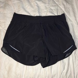 NWOT Lululemon black hotty hot shorts size 12tall